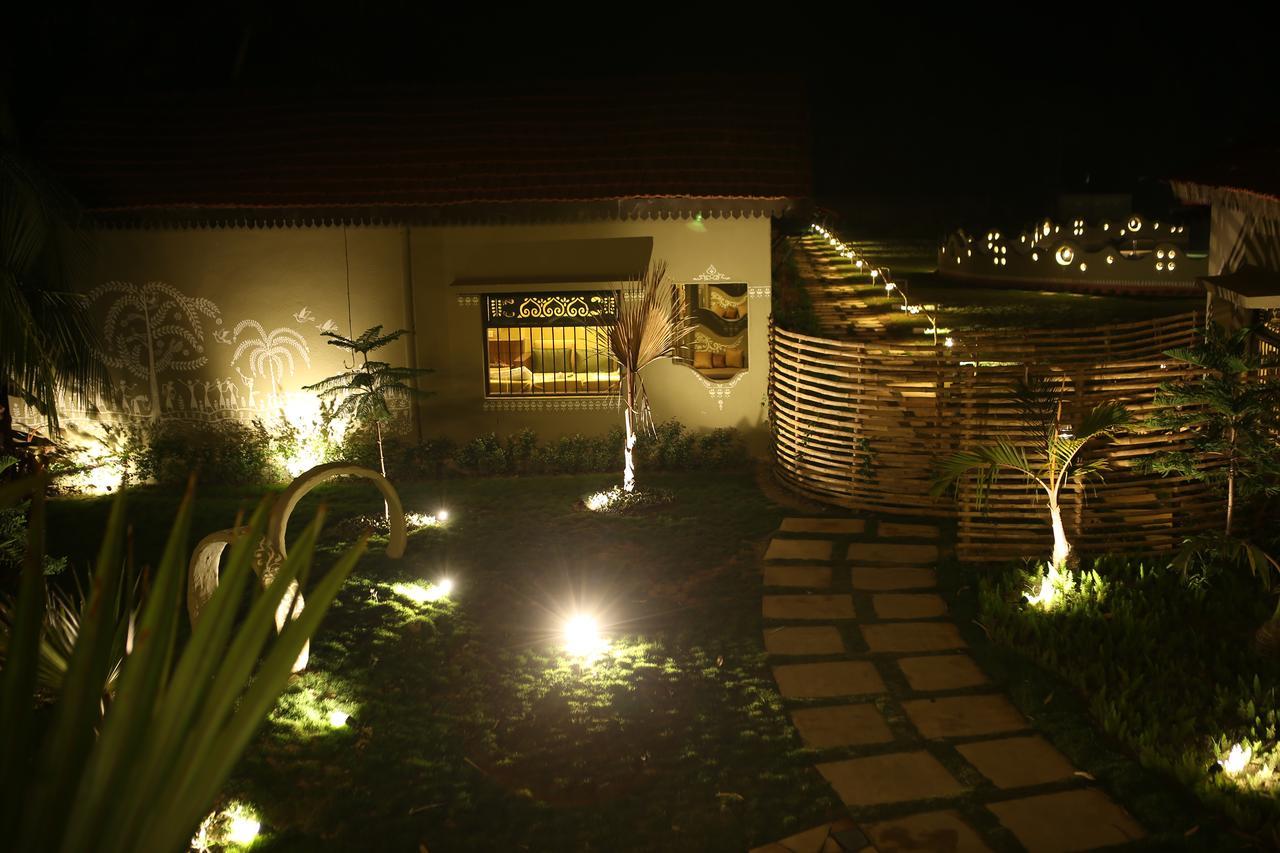 Breathing Earth - Rooms And Pool Kolkata Exterior photo