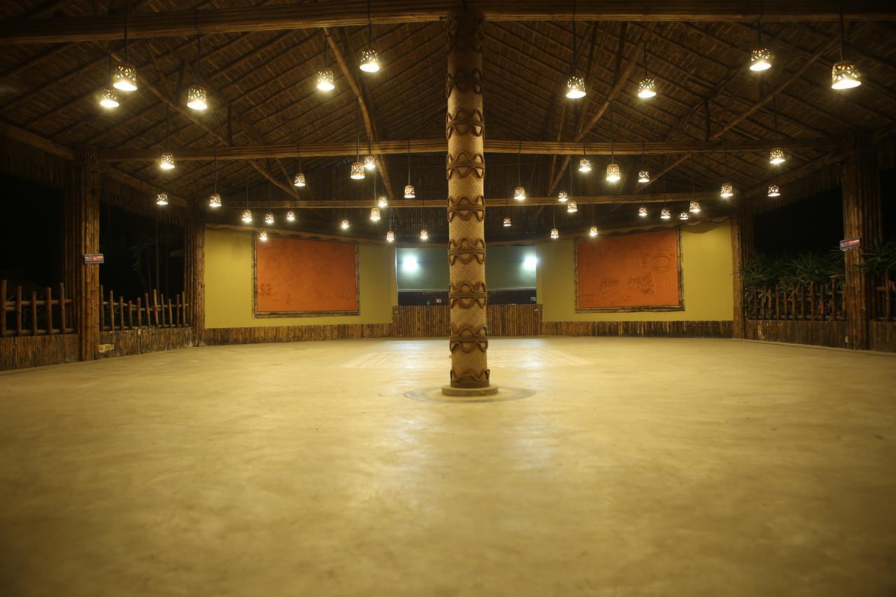 Breathing Earth - Rooms And Pool Kolkata Exterior photo