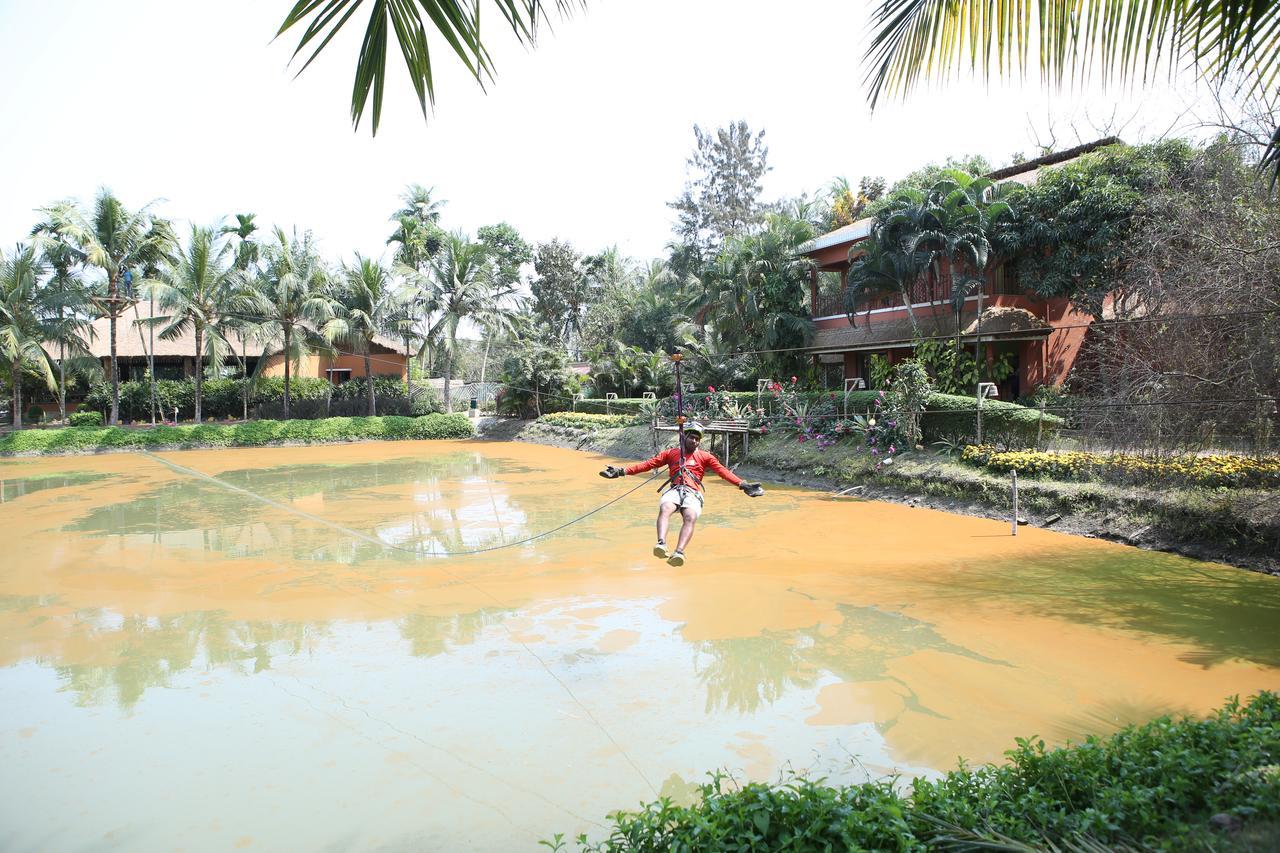 Breathing Earth - Rooms And Pool Kolkata Exterior photo