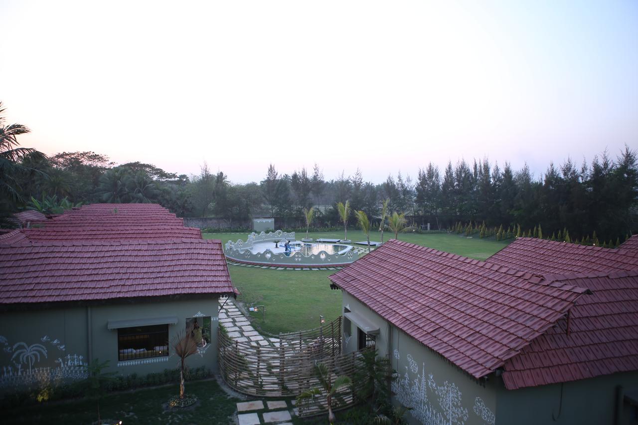 Breathing Earth - Rooms And Pool Kolkata Exterior photo